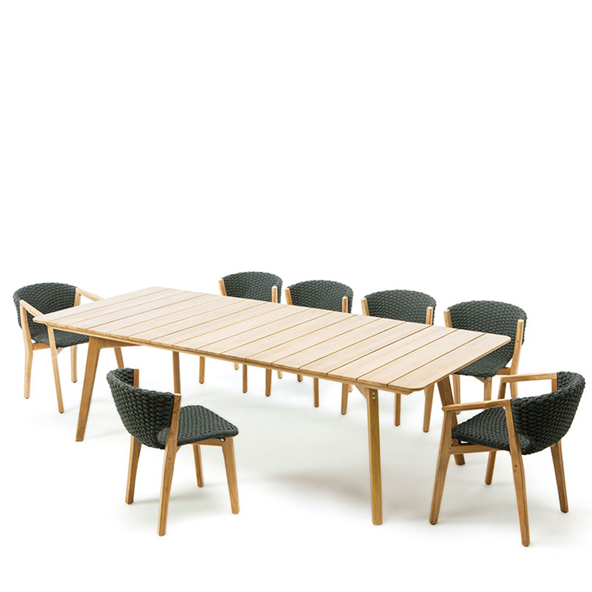 Ethimo's Knit range XL dining table and dining chairs.