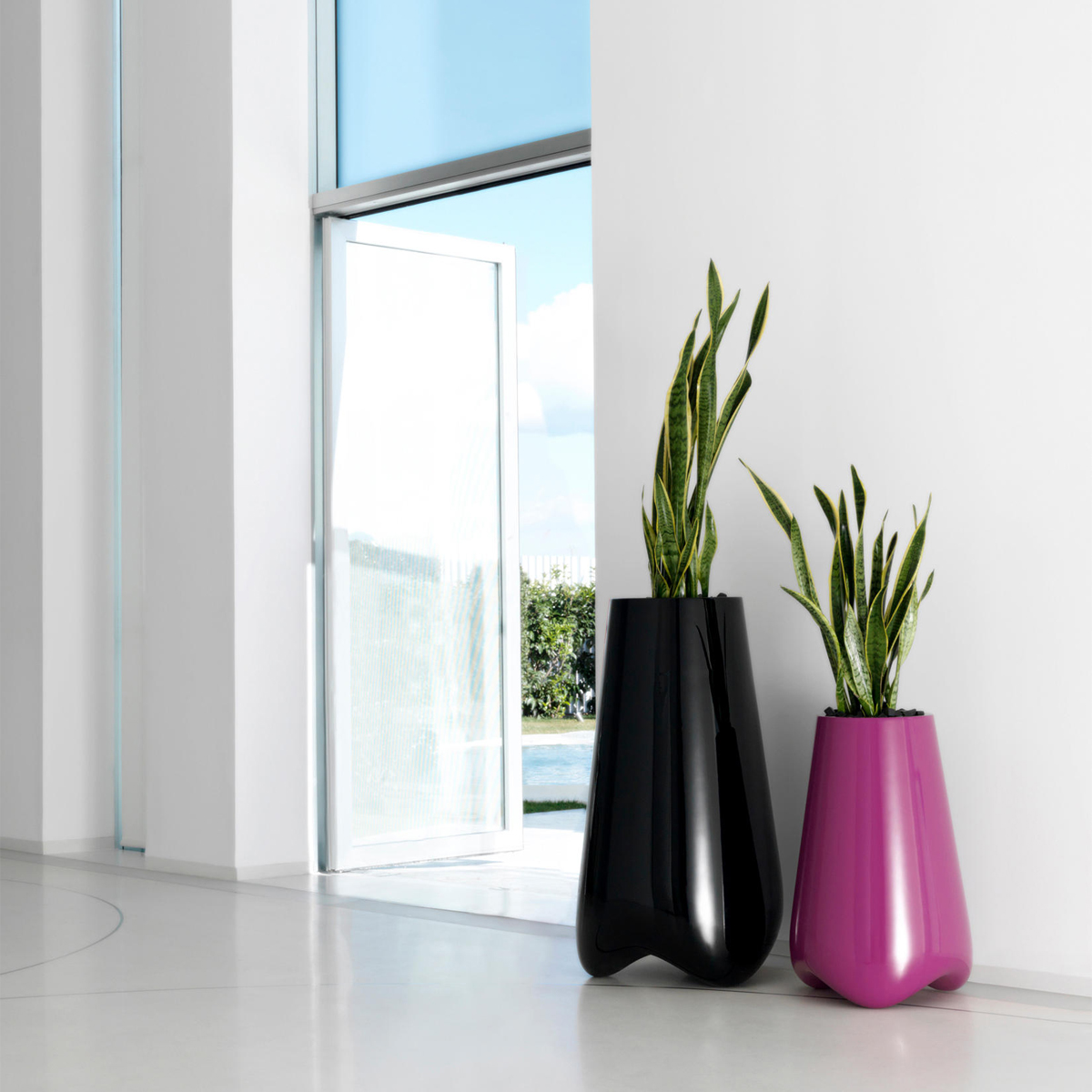 PAL SMALL PLANTER <br/> By Vondom - Image 2