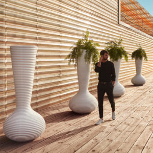 bloom-planter-white-vondom-core-furniture-product-1