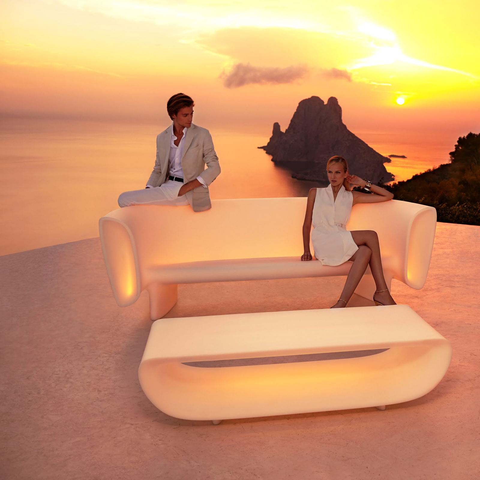 BUM BUM ILLUMINATED SOFA <br/> By Vondom - Image 2