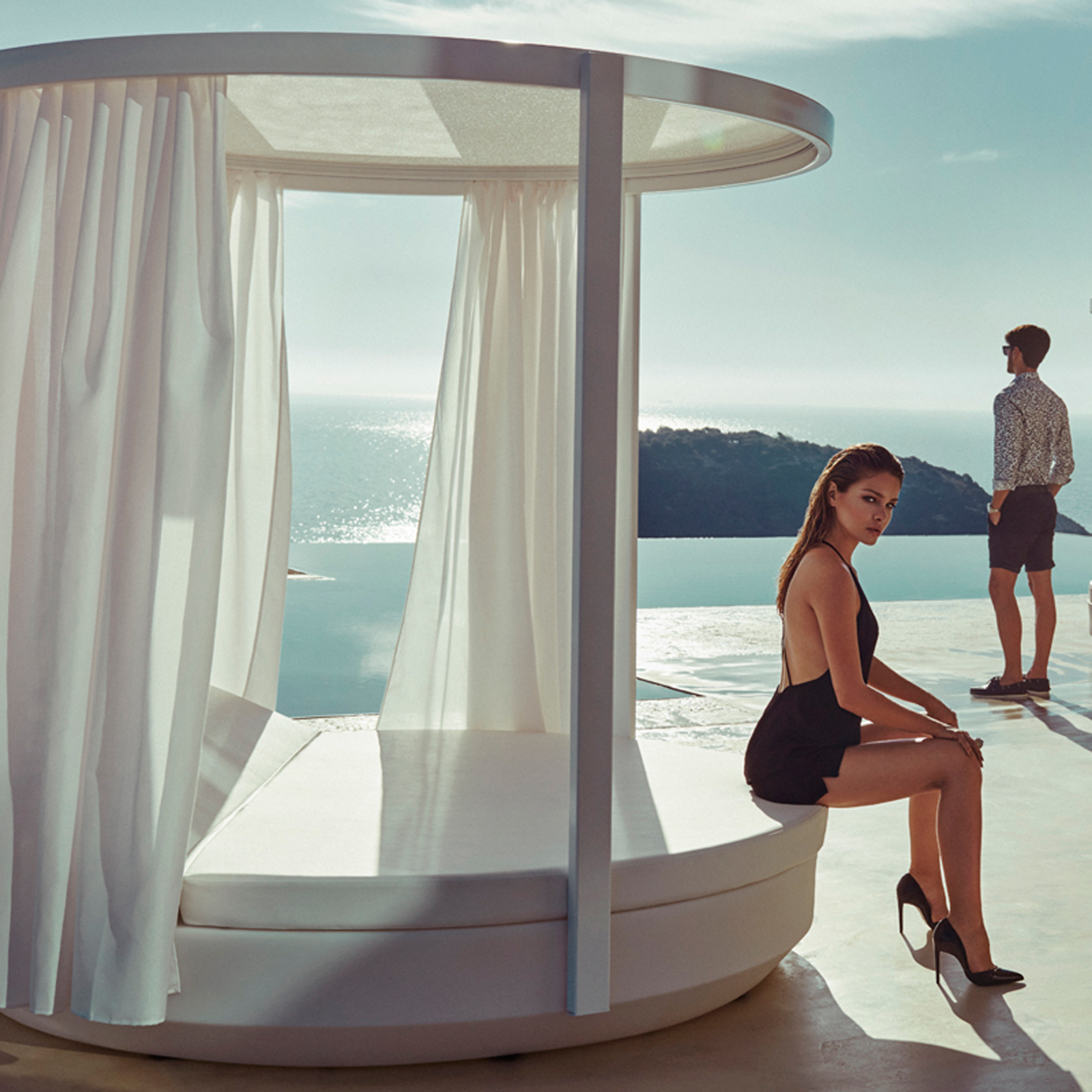 VELA ROUND CANOPY DAYBED <br/> By Vondom - Image 2
