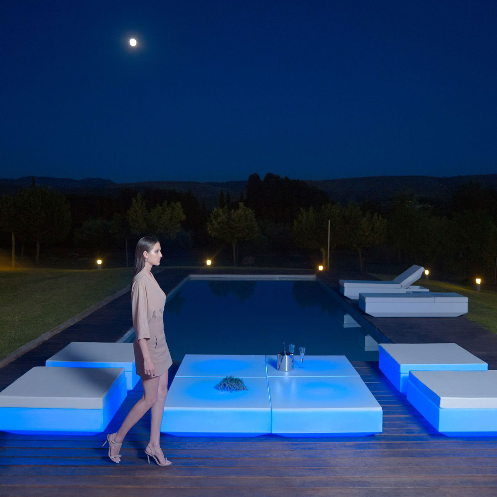 VELA SUN LOUNGER <br/> By Vondom - Image 4
