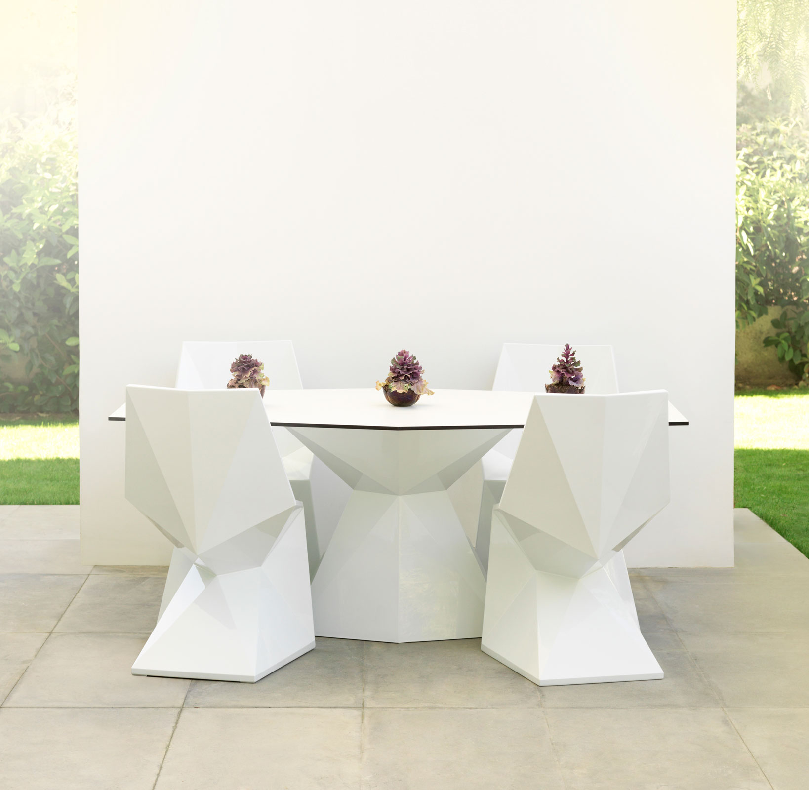 VERTEX DINING TABLE <br/> By Vondom - Image 3