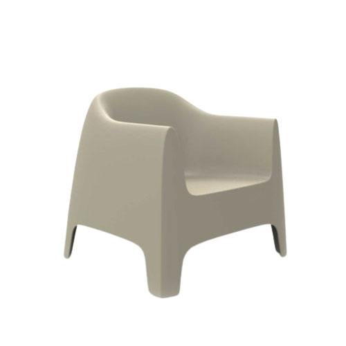 SOLID LOUNGE CHAIR <br/> By Vondom