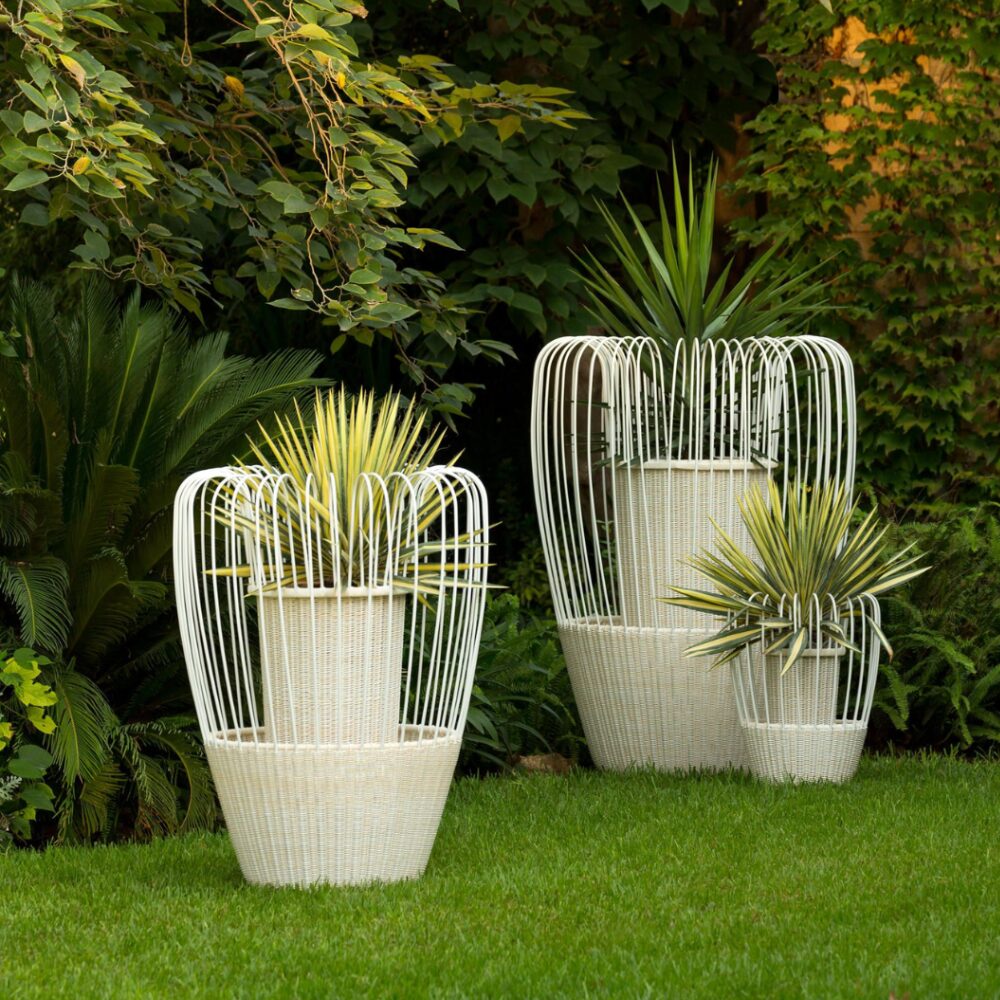 MIST PLANTER SMALL IVORY <br/> By POINT - Image 2