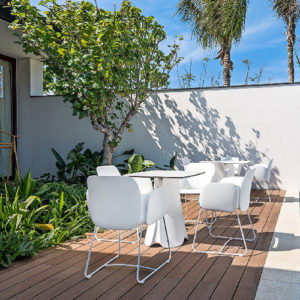 vondom_pezzettina_table_armchair_3_2021_corefurniture