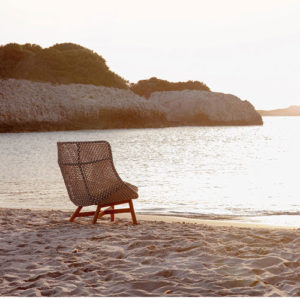 mbrace-wing-chair-wood-lifestyle-dedon-core-furniture