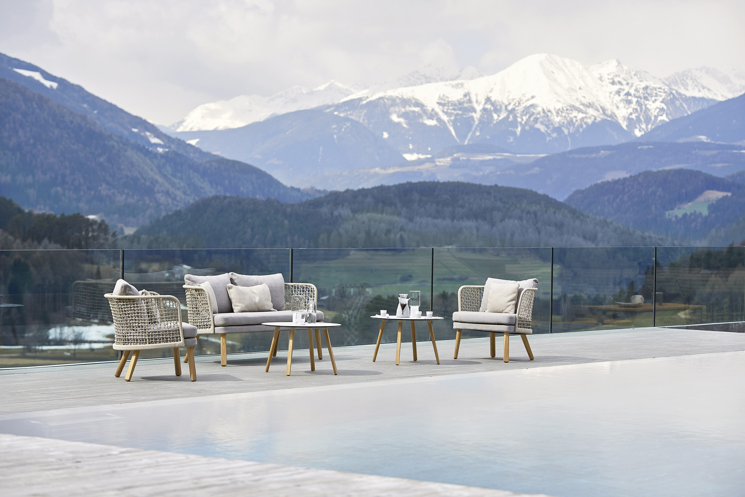 EMMA COLLECTION Banner Image