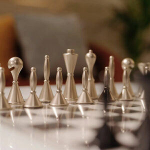 Scaccomatto-chess-table-lifestyle-vismara-core-furniture-2