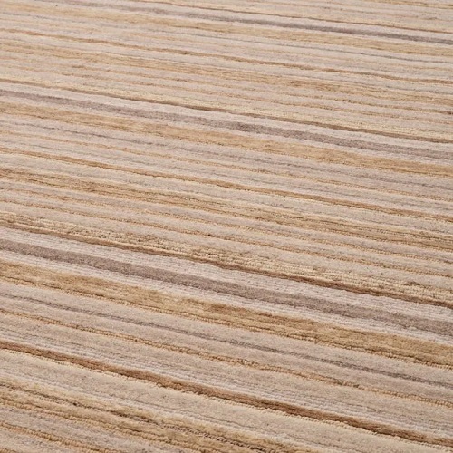 Luxurious Carpet Mansion by Eichholtz in a combination of natural / ivory and brown. Hand knotted and blended from 50% wool and 50% jute