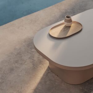 vondom_luna_coffee_table_lifestyle_54854_corefurniture_online