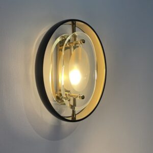 eichholtz_wall_lamp_vincente_114543_gunmetal_finish_gold_finish__bevelled_glass_lifestyle_corefurniture_online