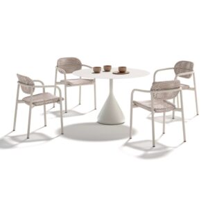 dedon_satellite_dining_table_setting_3_corefurniture_online