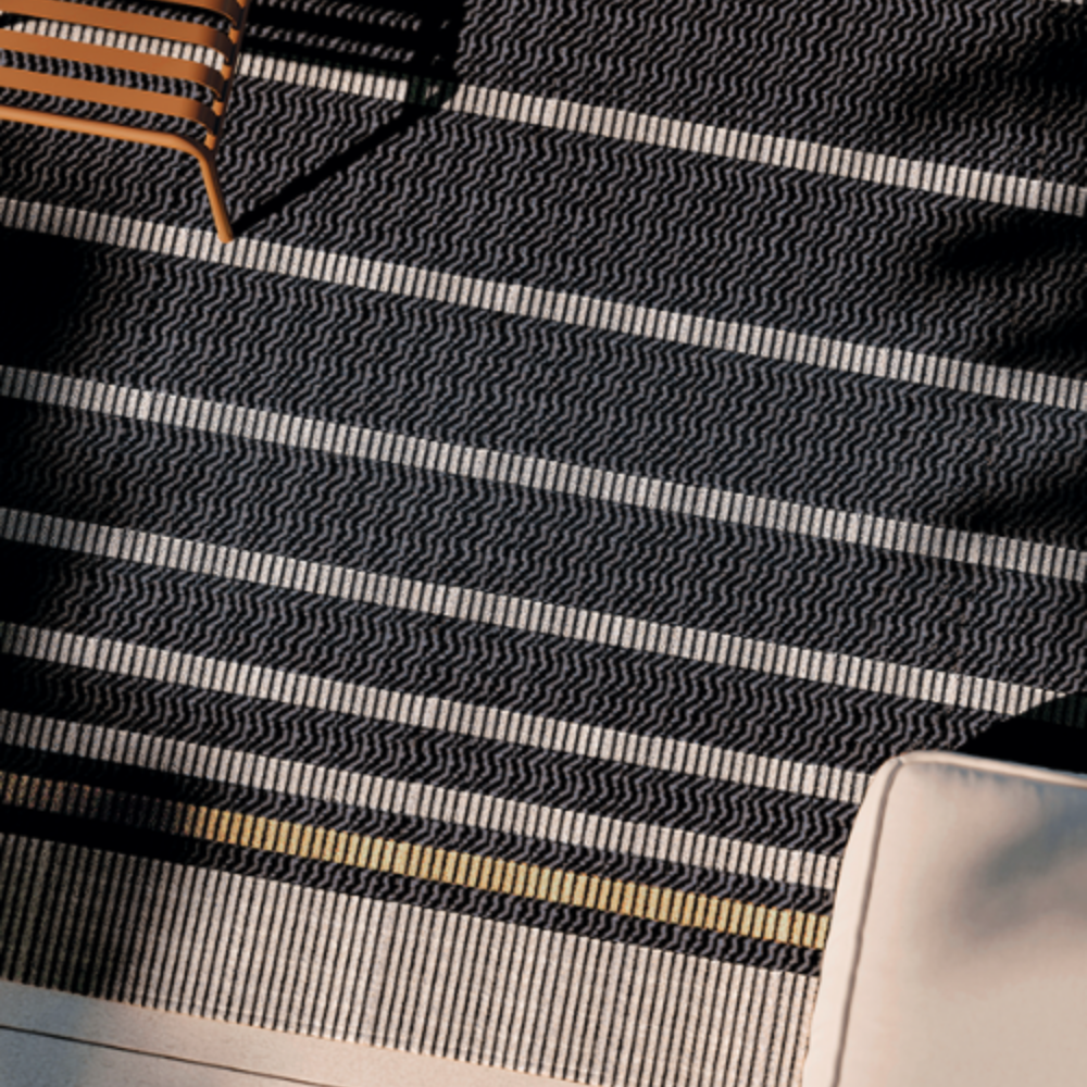ferreira_de_sa_flowstone_vulcanic_lifestyle_2_outdoor_rug_corefurniture_online